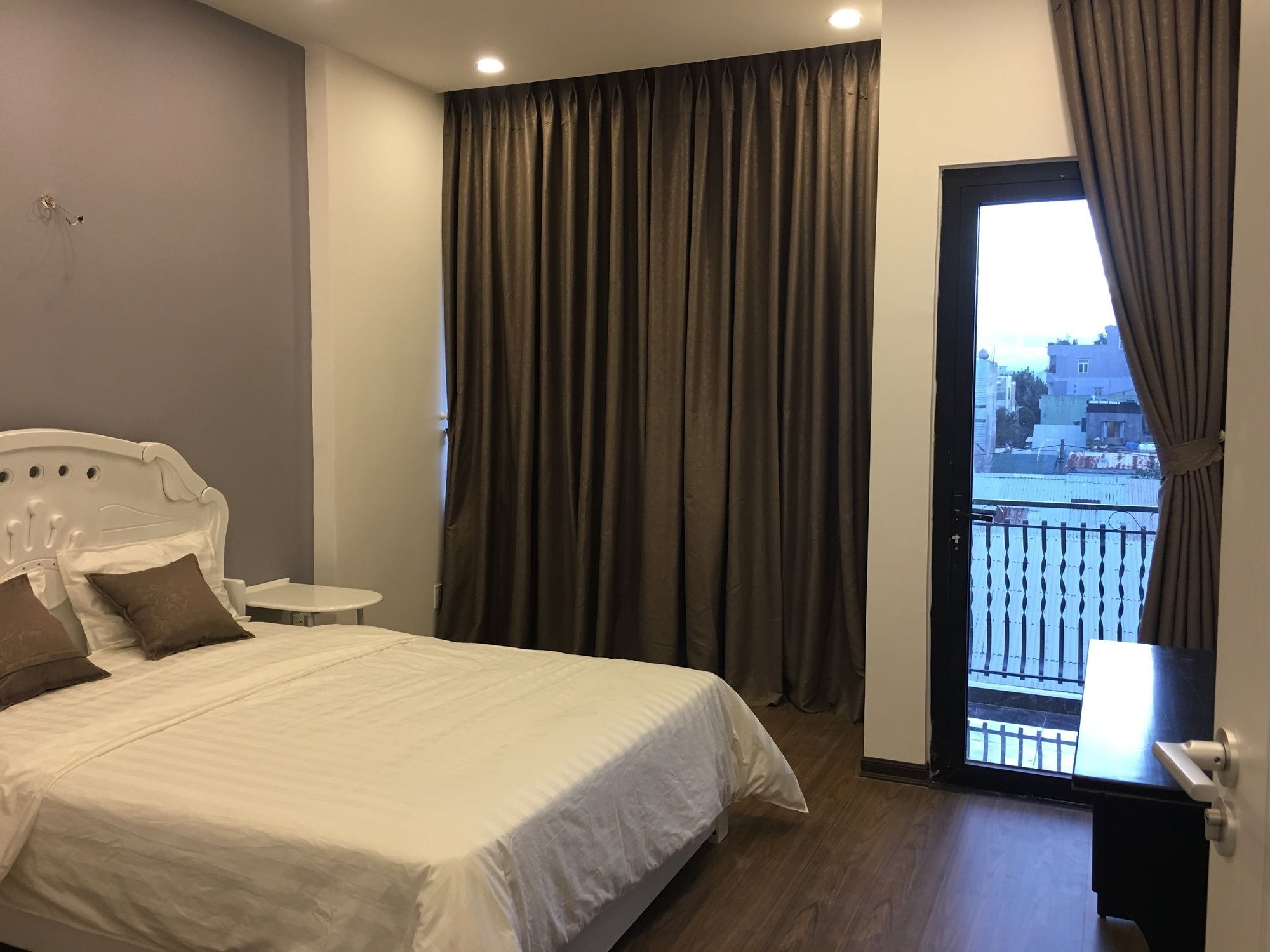 Bella Apartment My Khe Beach Дананг Екстер'єр фото